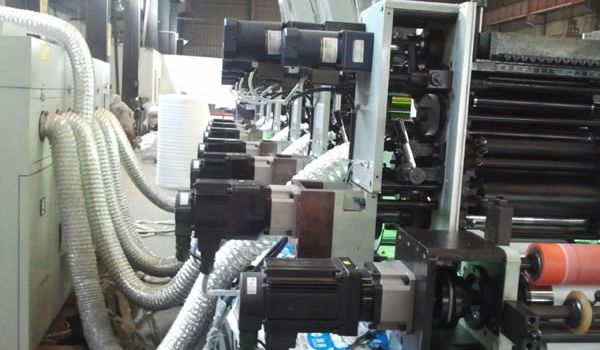 آلة طباعة ملصقات الإعلانات ذات 9 ألوان Smart-320