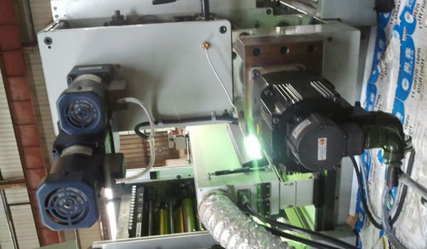 آلة طباعة ملصقات الإعلانات ذات 9 ألوان Smart-320